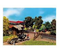 Modélisme ferroviaire HO - FALLER - Passage à niveau avec maison de garde-barrière et barrières mobiles