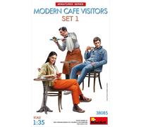 Modern Cafe Visitors Set 1 1:3 5 Figurine Plastique Model Kit Miniart