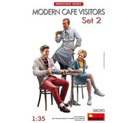 Modern Cafe Visitors Set #2 Figurine 1:3 8 Plastique Model Kit Miniart