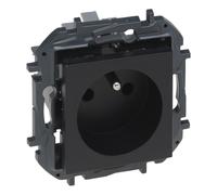 MODULE NOIR PRISE 1X Z/U AVEC COUVERCLES NILOE STEP 863533B
