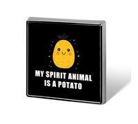 Mon animal totem est une pomme de terre. Broche carrée, insigne en métal, épinglette, accessoire pour veste, chapeau ou sac. Décoration