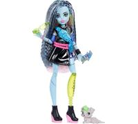 Monster High Poupée Frankie Stein avec Pull Court et Jupe Noire en Simili Cuir avec Son Chien Watzie et 7 Accessoires comme des écouteurs, Une Sacoche-Ceinture et des en-Cas, JHK31