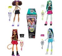 Monster High Secrets Enfouis Coffret poupée et accessoires, thème Soirée pyjama terrifiante, 1 poupée mystère et 5 surprises (les personnages peuvent varier), HYV64