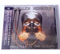 Monsters in the [Import allemand]