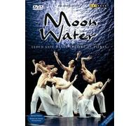 Cloud Gate Dance Theatre of Taiwan - Moon Water [Import USA Zone 1]