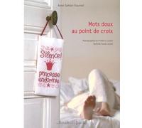 Mots doux au point de croix