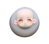 Moule en silicone pour visage idéal pour les projets en argile, vous permettant de voir le processus de création des visages de poupées.