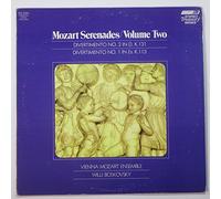 Mozart - Mozart Serenades / Volume Two: Divertimento No. 2 in D, K. 131 / Divertimento No. 1 in Eb, K.113