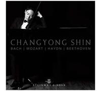 Mozart / Shin - Changyong Shin Plays [Compact Discs]