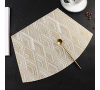 MSTZA 2/4/6 pièces Sets de Table résistants à la Chaleur, 44 * 29 cm en Forme d'éventail PVC Lavable antidérapant imperméable Tapis de Table à Manger pour la Cuisine à la Maison, décor de fête