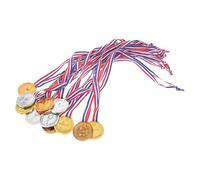 MUELODSIC Lot de 12 Médailles de Récompenses Sportives pour Garçon et Filles en Plastique, 4 Dorées 4 Argentées 4 Cuivrées, Médailles de Victoire Football et Basketball, Accessoires