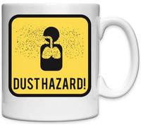 Mug humoristique en céramique blanche avec panneau d'avertissement parodie et danger de poussière