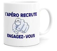 Mug Humour l’Apéro Recrute Tasse Message drôle. Idée Cadeau Original pour Amis Couple Amoureux Collègue Frère Sœur pour Anniversaire Noël ou Juste pour le Plaisir. Dino Mugs le Sourire dès le Réveil.