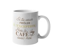 Mug humour - Tasse drôle citation - Frôler l'exception bois le café avec moi - Cadeau original rigolo pour collègue ami famille - Idée cadeau anniversaire Noël fête - Céramique 330 ml (Café)
