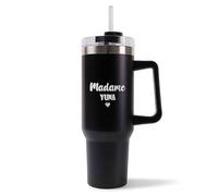 Mug Isotherme 1,2L - Madame Adèle - Bouteille Thermos avec Anse, Paille et Couvercle - Idée Cadeau Gourde Personnalisée