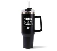 Mug Isotherme 1,2L - Victoire Tu es ma caféine Noir - Bouteille Thermos avec Anse, Paille et Couvercle - Idée Cadeau Gourde Personnalisée Café
