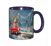 Mug porcelaine fine"Le Père Noël en Jolie petite voiture rétro avec un sapin de Noël décoré sur le dessus passe par une maMug humour pour collègue, amis, copains, frères et soeurs |Mug original avec