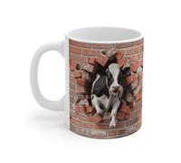 Mug Vache Holstein Traversant un Mur de Briques - Design 3D Amusant et Original pour les Amoureux de la Ferme et des Animaux Mug size 11oz