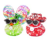 MuMyer Lot de 2 décorations de voiture en forme de canard en caoutchouc avec strass brillants pour tableau de bord de voiture avec mini ailes, chapeau de cowboy, colliers, lunettes de soleil