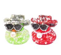 MuMyer Lot de 2 décorations de voiture en forme de canard en strass en forme de canard, accessoires de canard avec mini chapeau de cowboy brillant, collier et lunettes de soleil