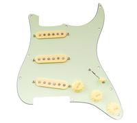 Musiclily Pro Pickguard Standard SSS Pre-cablé Loaded Pre-wired Pickguard avec Artec Micros Staggered Alnico 5 Simple Bobinage pour Guitare Electrique Style Strat, 3 Plis Mint Green
