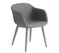 Muuto Chaise Fiber Chair avec accoudoir et pieds en bois Remix 133-gris