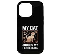 My Cat Judges My Fishing Skills Pêcheur Amusant Coque pour iPhone 13 Pro