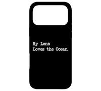 My Lens Loves The Ocean Funny Surf Photography Citation Vêtements Coque pour iPhone 17 Pro Max