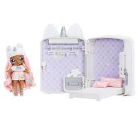 Na Na Na Surprise 3-in-1 Backpack Bedroom Licorne avec Poupée Mannequin - Whitney Sparkles - Poupée Mannequin et Ensemble Sac à Dos Licorne Rose en Peluche et Penderie - Enfants de 4 Ans et +