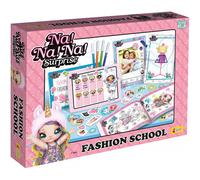 Na! Na! Na! Surprise Fashion School