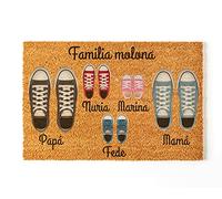 NANNUK Paillasson personnalisé en Fibre de Coco avec Chaussures familiales | Changer la Couleur des Chaussons | Dimensions 70 x 40 cm (Famille 5)