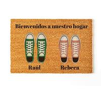 NANNUK Paillasson personnalisé en fibre de coco avec chaussures familiales | Changer la couleur des chaussons | Dimensions 70 x 40 cm (Couple)