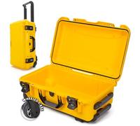 NANUK 935 - Valise Rigide étanche pour Appareil Photo (Vide), 56 x 36 x 23 cm - Antipoussière et résistante aux Chocs, Bagage Cabine (Jaune)