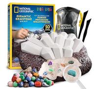 NATIONAL GEOGRAPHIC Coffret Géant de Fouille de Gemmes - Déterre 50 Pierres Précieuses Réelles, Kit de Minéralogie pour Enfants avec Brique, Outils, Guide d’Apprentissage et Feuille d’Identification