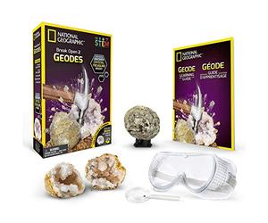 NATIONAL GEOGRAPHIC - Crack Open 2 Geodes and Explore Crystals