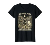 National Park Night Shift Cryptid Campfire Vintage Bigfoot T-Shirt Graphique avec Valeur