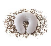 NATURECA Coussin de voyage en cosses de sarrasin biologique, coussin de nuque 100 % naturel avec housse en coton amovible et lavable, idéal comme complément à l'oreiller, 35 x 33 cm.