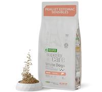 Nature's Protection Superior Care Croquettes Chien Adulte à Poils Blancs - Nourriture pour Chiens au Saumon - Réduit Les Larmoiements - Omégas 3 et 6 - pour Une Peau et Un Pelage Sains (10 kg)