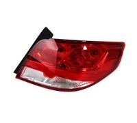 NATWEE Ensemble Feux Freinage Arrière Feu Stop D'avertissement, Feux Arrière, Boîtier Lampe De Signalisation Sans Ampoule 26689051 Compatible Avec Chevy Pour Aveo Sedan 2018 2019 2020(Right)