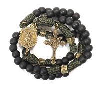 Nazareth Store Collier chapelet en métal bronze antique avec paracorde robuste, perles de prière noires mates, médaille de saint et crucifix (Médaille de Saint Michel et croix)