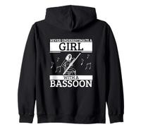 Ne sous-estimez jamais une fille avec un basson femme basson Sweat à Capuche