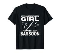 Ne sous-estimez jamais une fille avec un basson femme basson T-Shirt