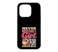 Ne sous-Estimez jamais Une Fille Qui Joue du ukulélé Coque pour iPhone 15 Pro