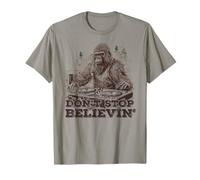 Ne Vous arrêtez Pas de Croire! DJ Bigfoot Sasquatch Big Foot Fun Meme T-Shirt