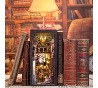 Nebula common room - maquette booknook