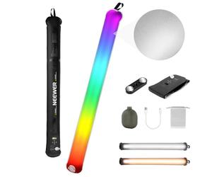 NEEWER BASICS 30W Baton Lumineux LED d'Appoint RVB Portable 90cm, Éclairage Video Gonflable TPU 5000mAh Type C 45W Entrée/30W Sortie 3000Lux 17 Effets 2700-6500K CRI95 Lumiere pour Photo Studio, GC30C