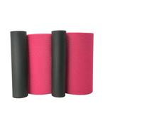 NEIQIUWING Lot de 2 coussinets en mousse haute densité pour pieds de banc de musculation - Pour oreilles de 22 à 32 mm - Pour extensions de jambes - Noir/rouge/orange