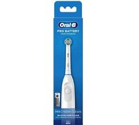 Nettoyez en profondeur vos dents et vos gencives avec la brosse à dents électrique Oral-B Advance Power 400
