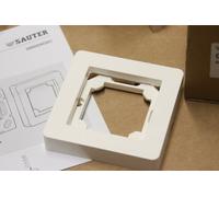 NEUF : 1X SAUTER 0940240301 - Cadre saillie simple Blanc avec support