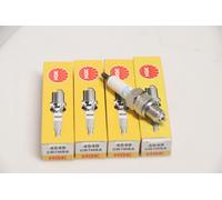 NEUF : Lot de 4 bougies allumage moto NGK CR7HSA